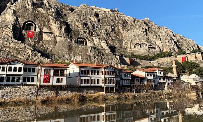 Amasya Gezilecek Yerler » Mutlaka Görmeniz Gereken 8 Önemli Yer